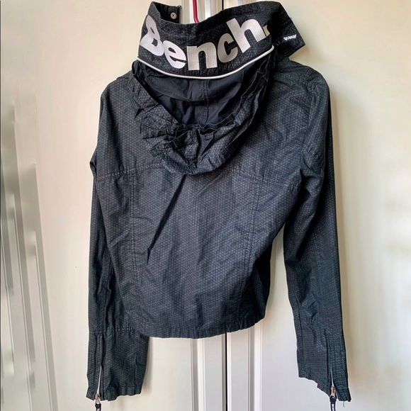 Bench. Jacket - Picture 3 of 6